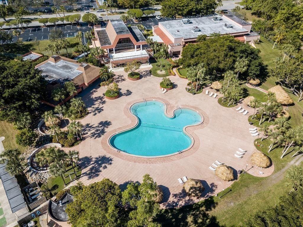 3041 Holiday Springs Boulevard 201, Margate, FL 33063 photo 22
