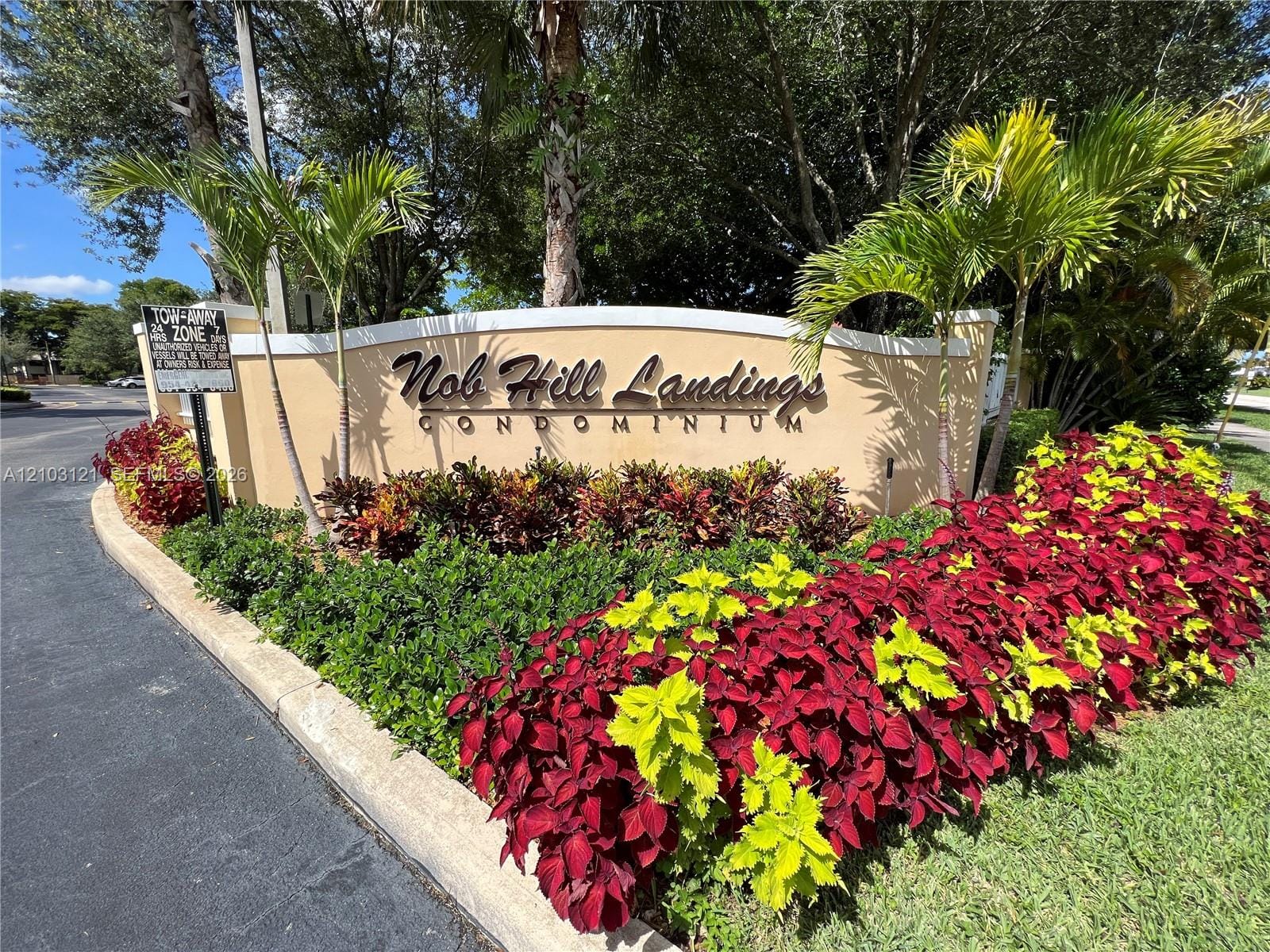 9905 Westwood Drive 25-3, Tamarac, FL 33321 photo 2