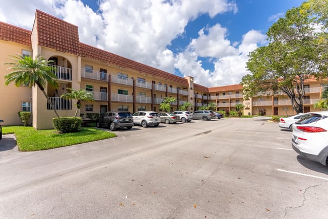 2801 N Pine Island Road N 202, Sunrise, FL 33322