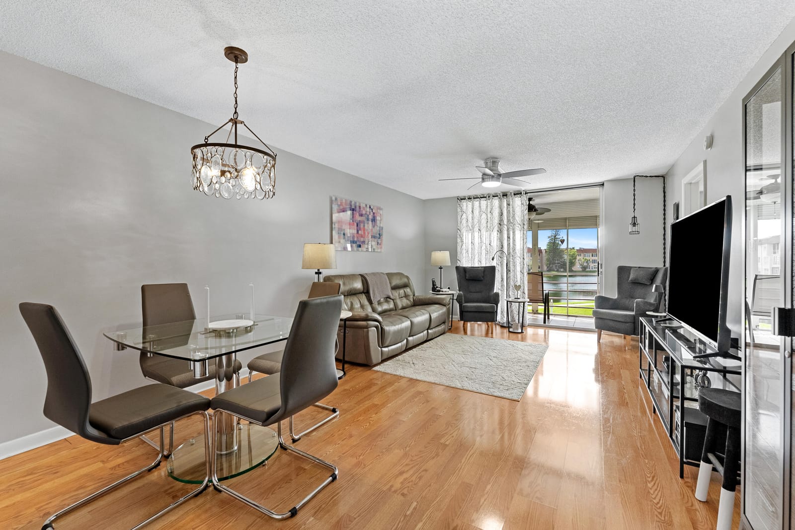 2801 N Pine Island Road N 202 — photo 12