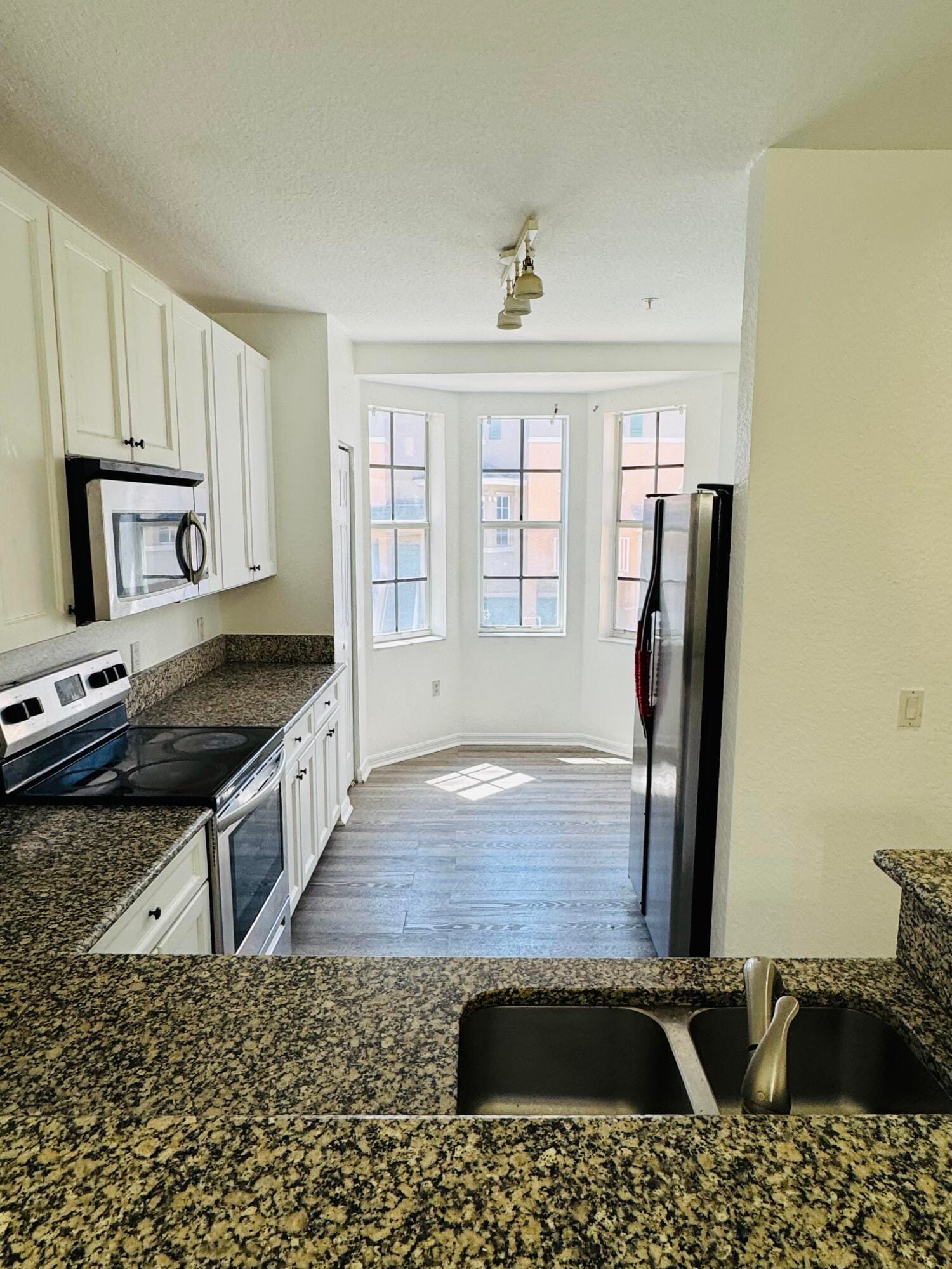 1942 NE 5TH Street, Boynton Beach, FL 33435 photo 4