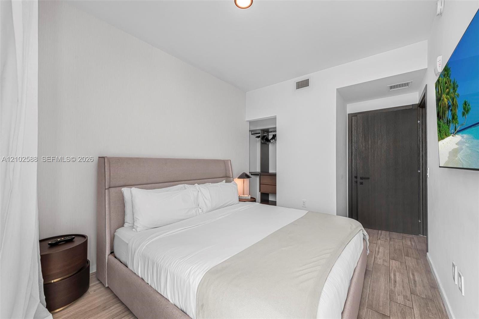 398 NE 5th Street 1711, Miami, FL 33132 photo 16