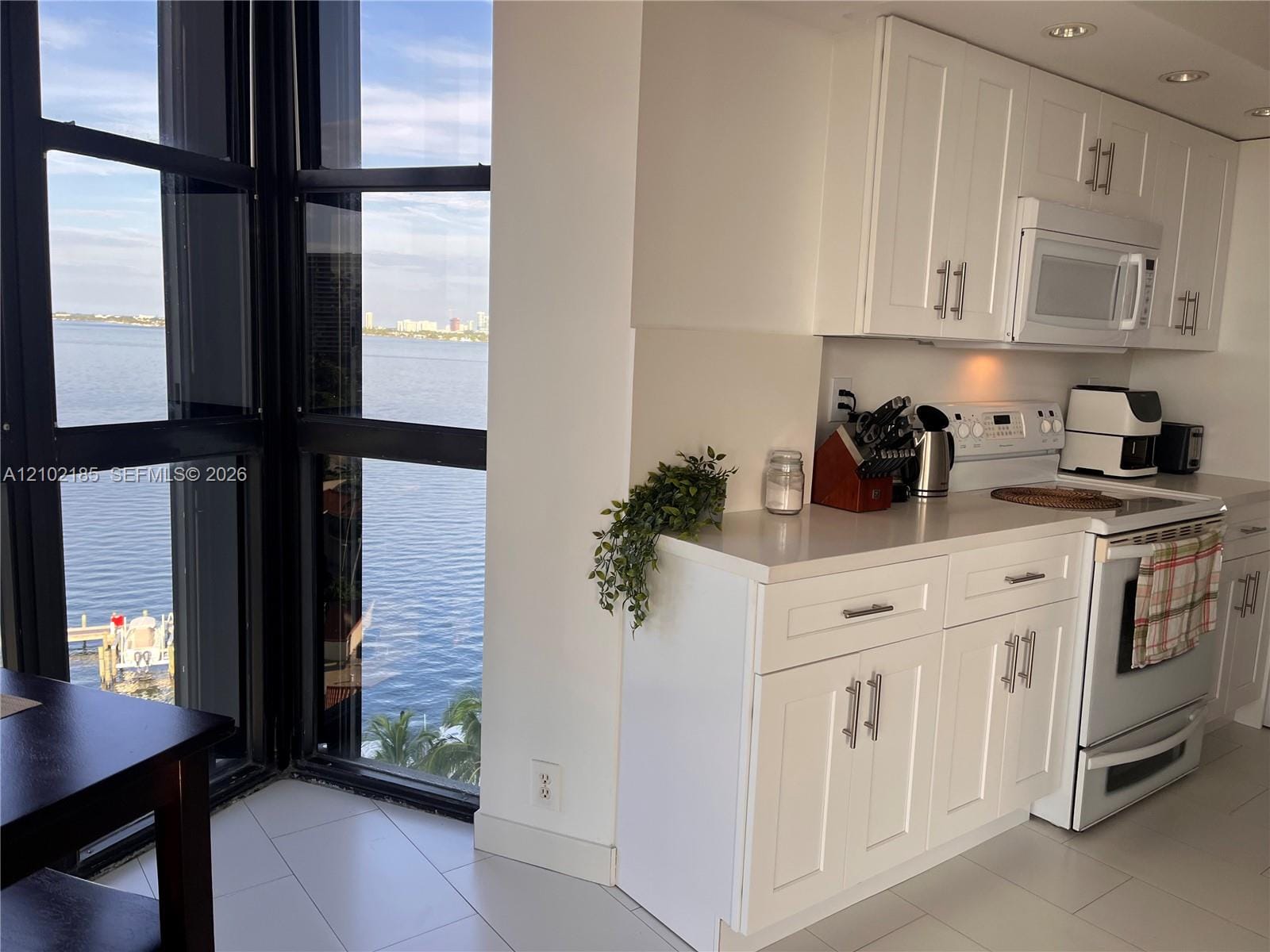 4000 NE Towerside Terrace 1101, Miami, FL 33138 photo 9