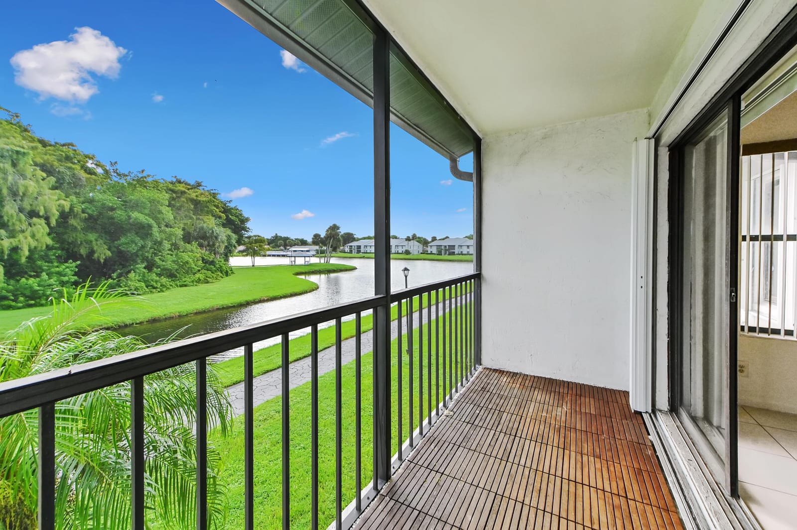 1005 Green Pine Boulevard C2, West Palm Beach, FL 33409 photo 21