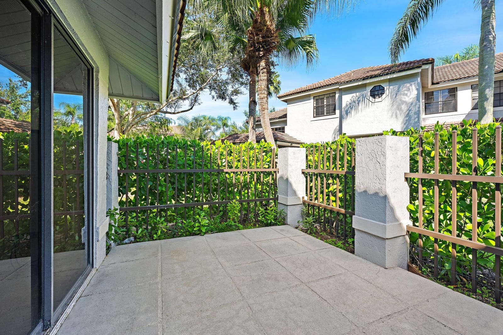 370 Prestwick Circle 2, Palm Beach Gardens, FL 33418 photo 25