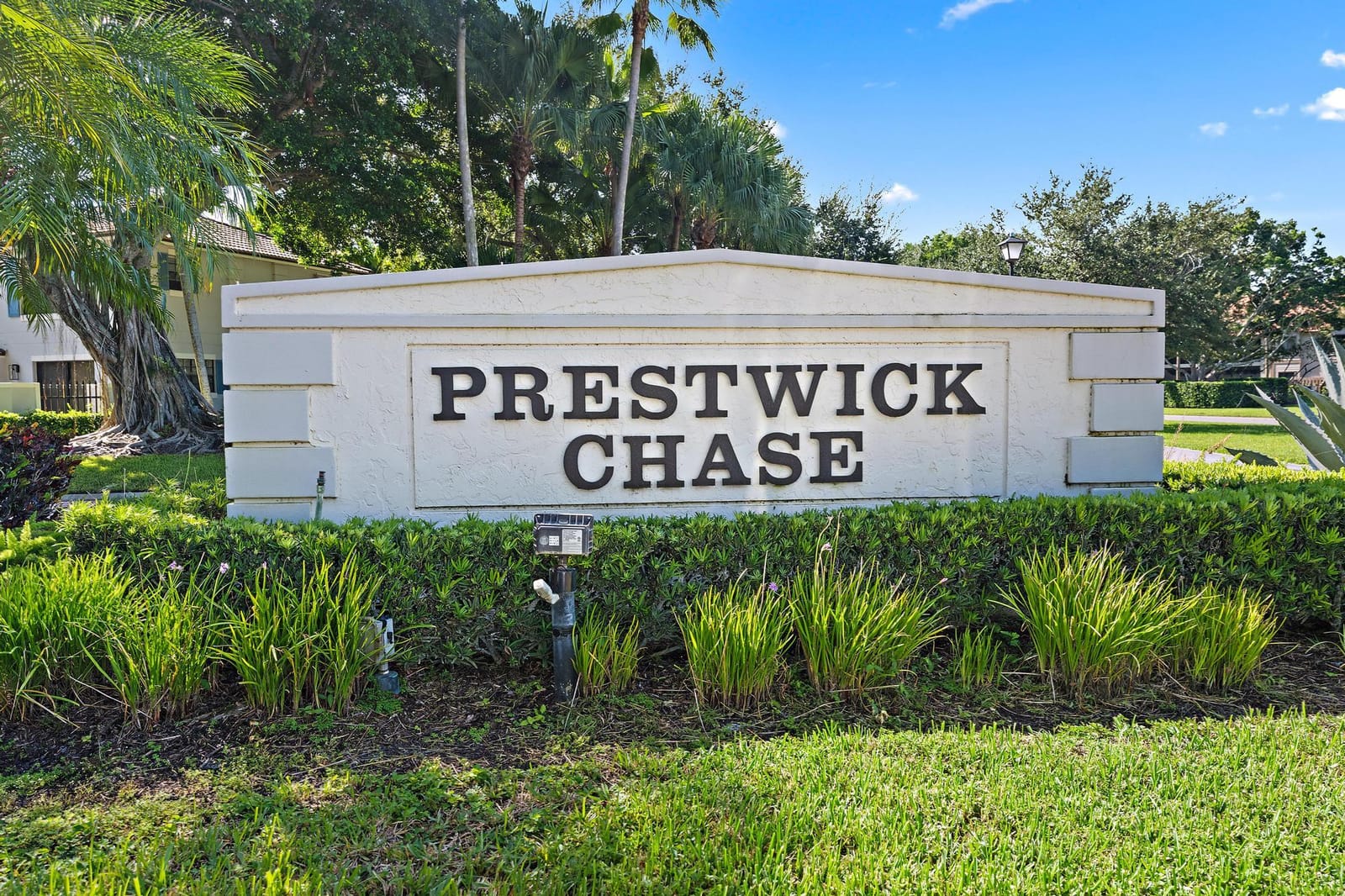370 Prestwick Circle 2 — photo 10
