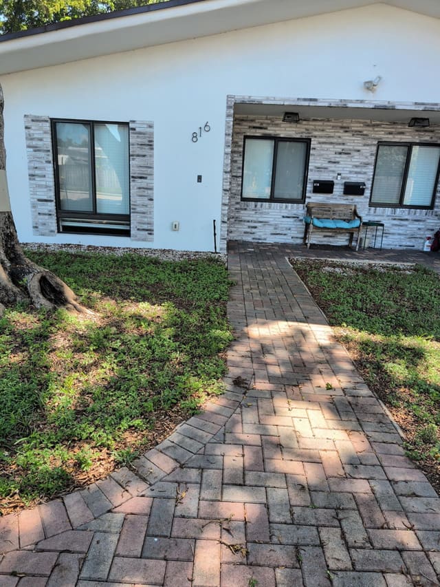 816 SW 12TH Court, Fort Lauderdale, FL 33315