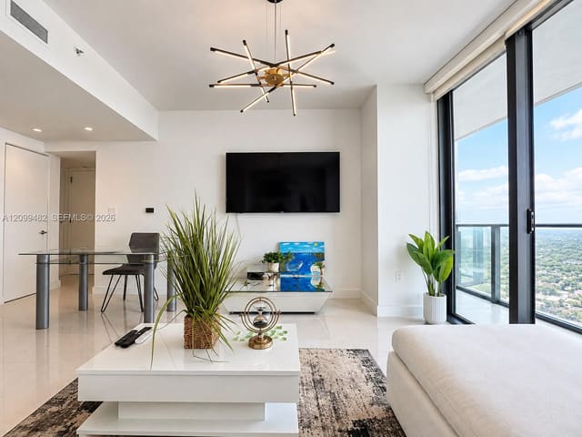 1300 S Miami Avenue 3107, Miami, FL 33130