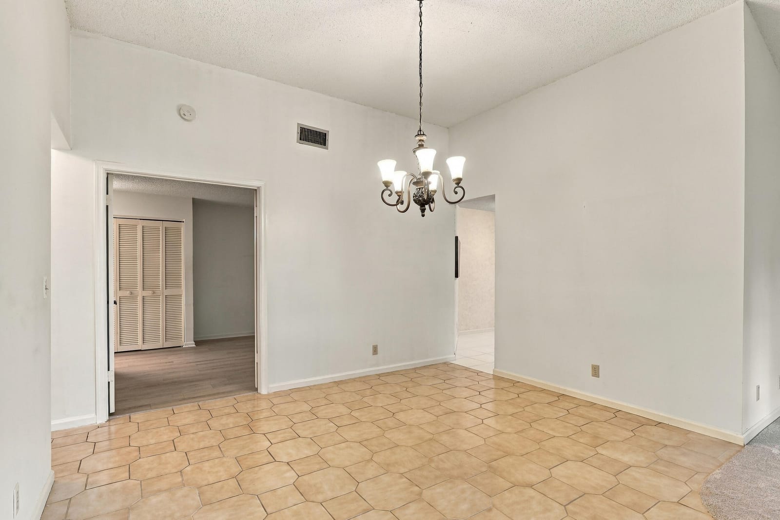 5086 Pine Drive, Boynton Beach, FL 33437 photo 19