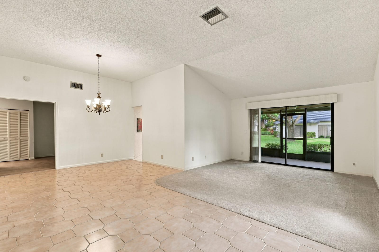 5086 Pine Drive, Boynton Beach, FL 33437 photo 7