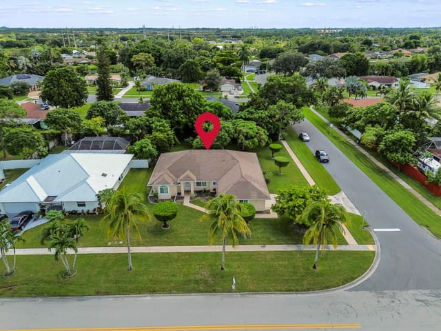 203 Ponce de Leon Street, Royal Palm Beach, FL 33411