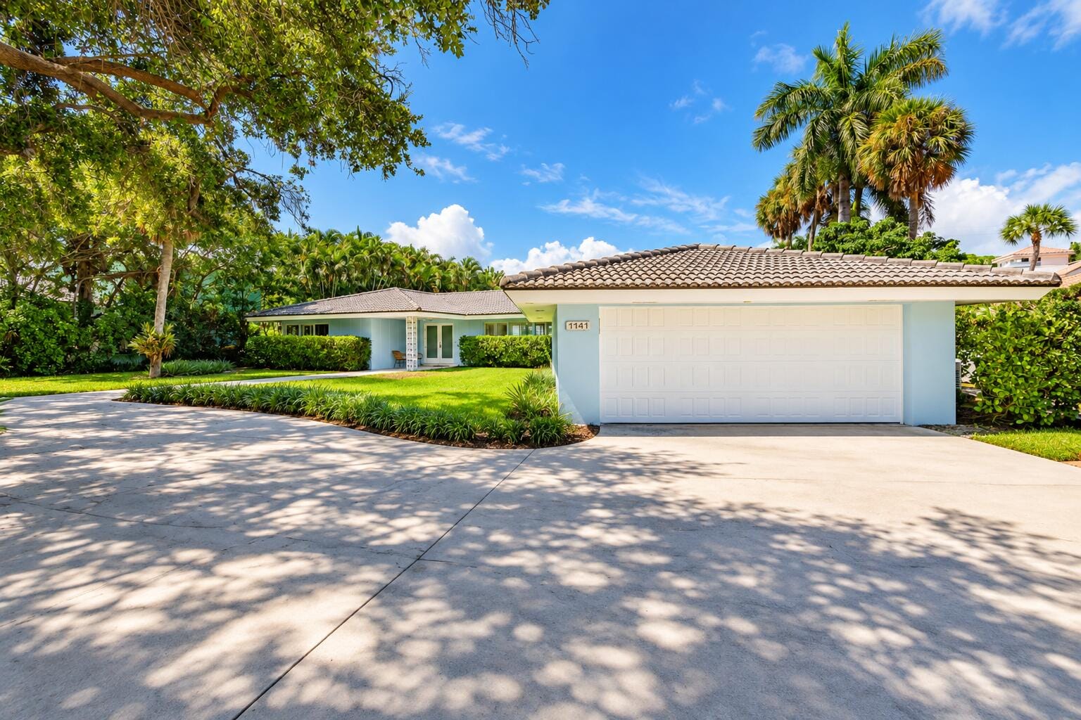 1141 BANYAN Road — photo 4