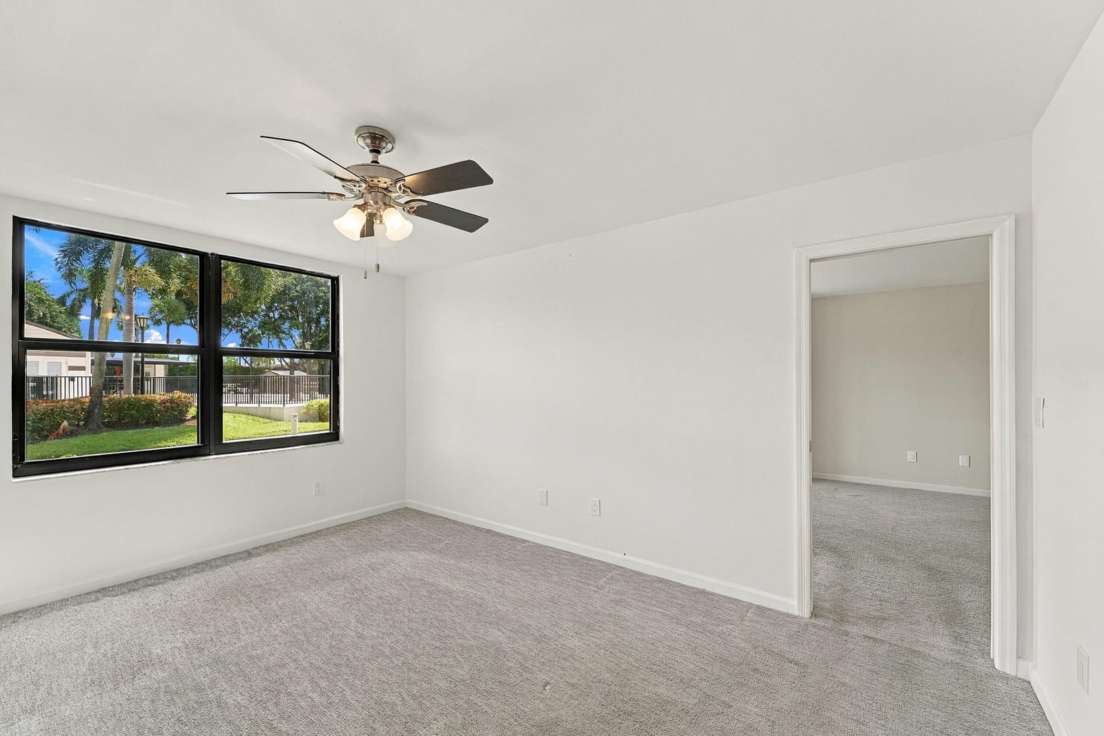 10607 W CLAIRMONT Circle 109, Tamarac, FL 33321 photo 13
