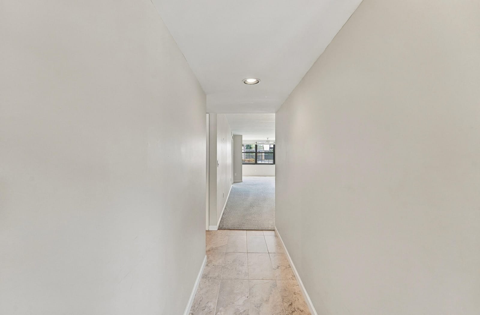 10607 W CLAIRMONT Circle 109 — photo 5