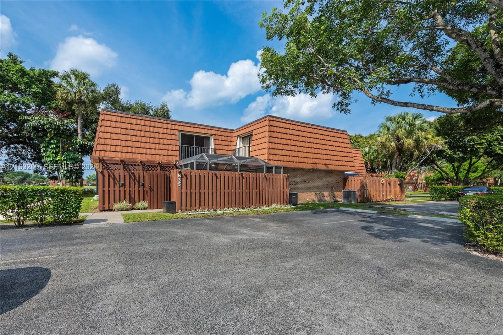 835 SW 118th Terrace 835, Davie, FL 33325 photo 1