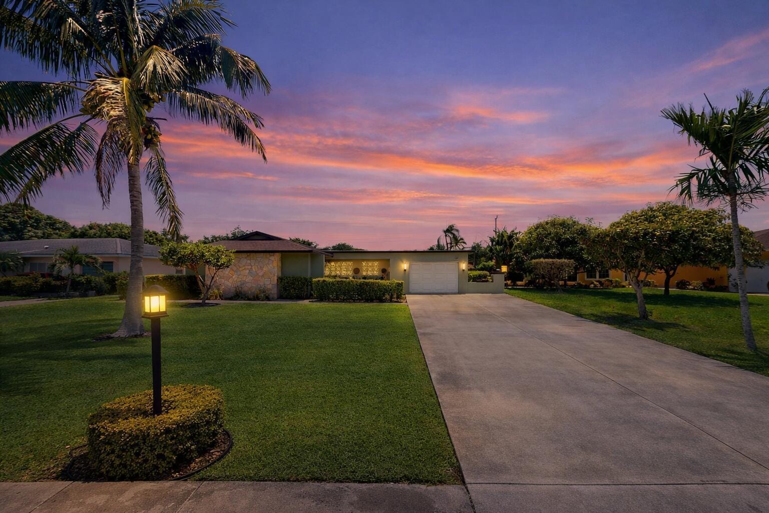 1630 40th Street, West Palm Beach, FL 33407 photo 1