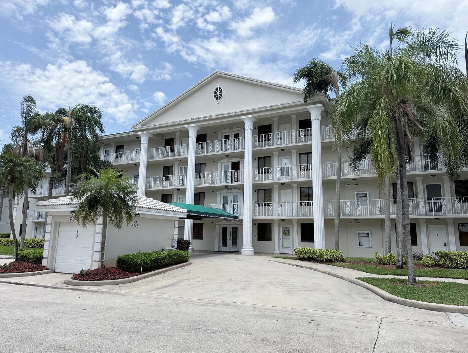6025 Balboa Circle 306, Boca Raton, FL 33433