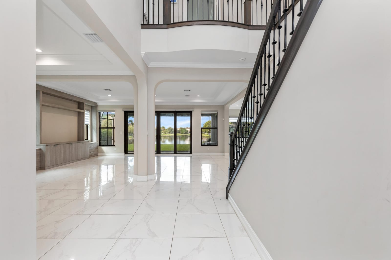 9203 Meridian Drive E — photo 10