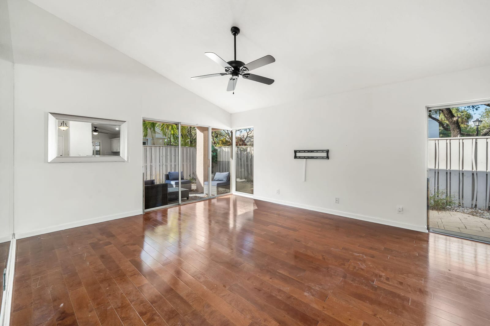 28 Governors Court — photo 11