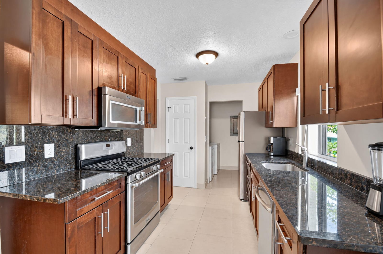 5015 N FLAGLER Drive, West Palm Beach, FL 33407 photo 13