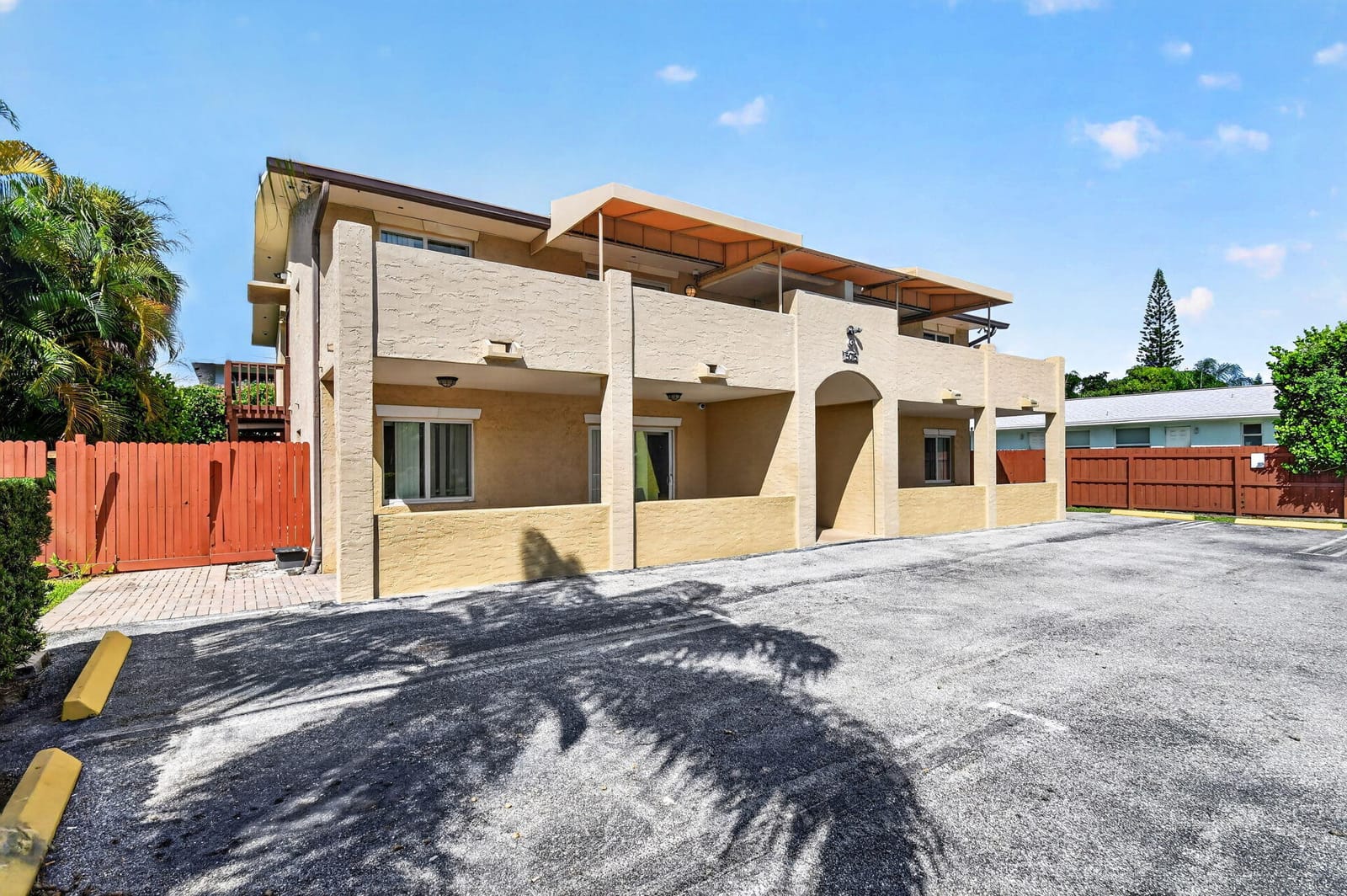 5015 N FLAGLER Drive — photo 3