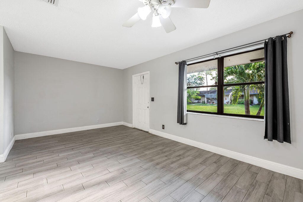 4953 Freedom Circle 302 — photo 5