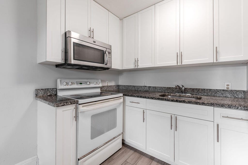 4953 Freedom Circle 302 — photo 8