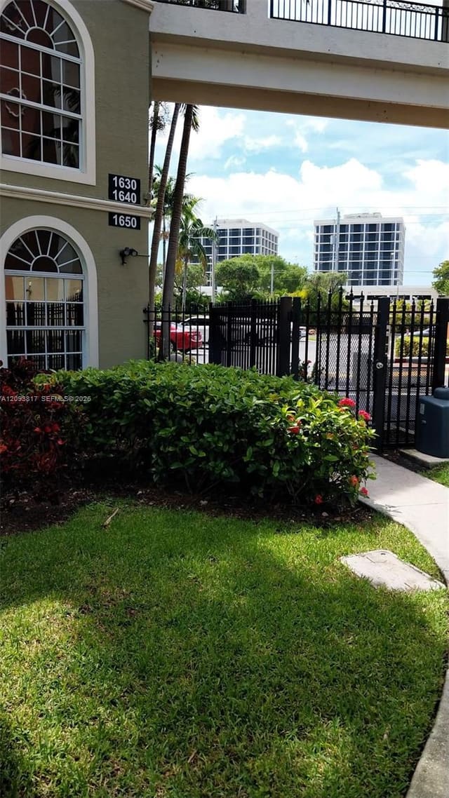 1640 Presidential Way 103, Park Place Condo, West Palm Beach, FL