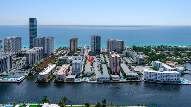 3127 S Ocean Drive 121, Hallandale Beach, FL 33009