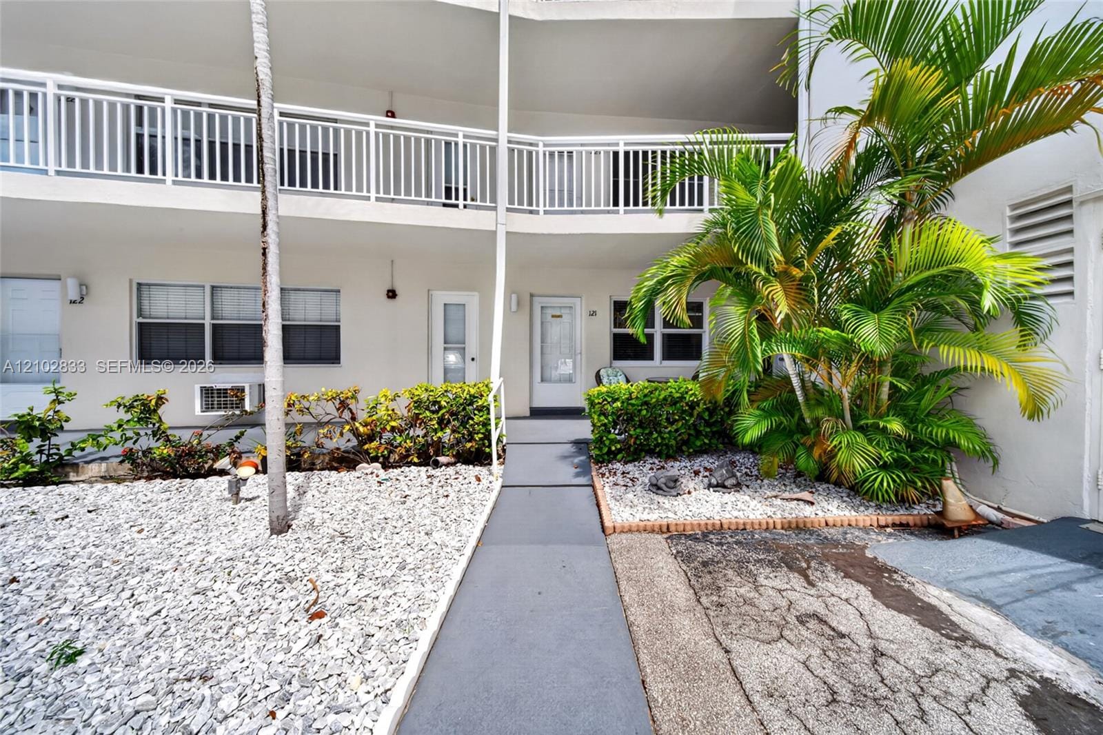 3127 S Ocean Drive 121, Hallandale Beach, FL 33009 photo 17