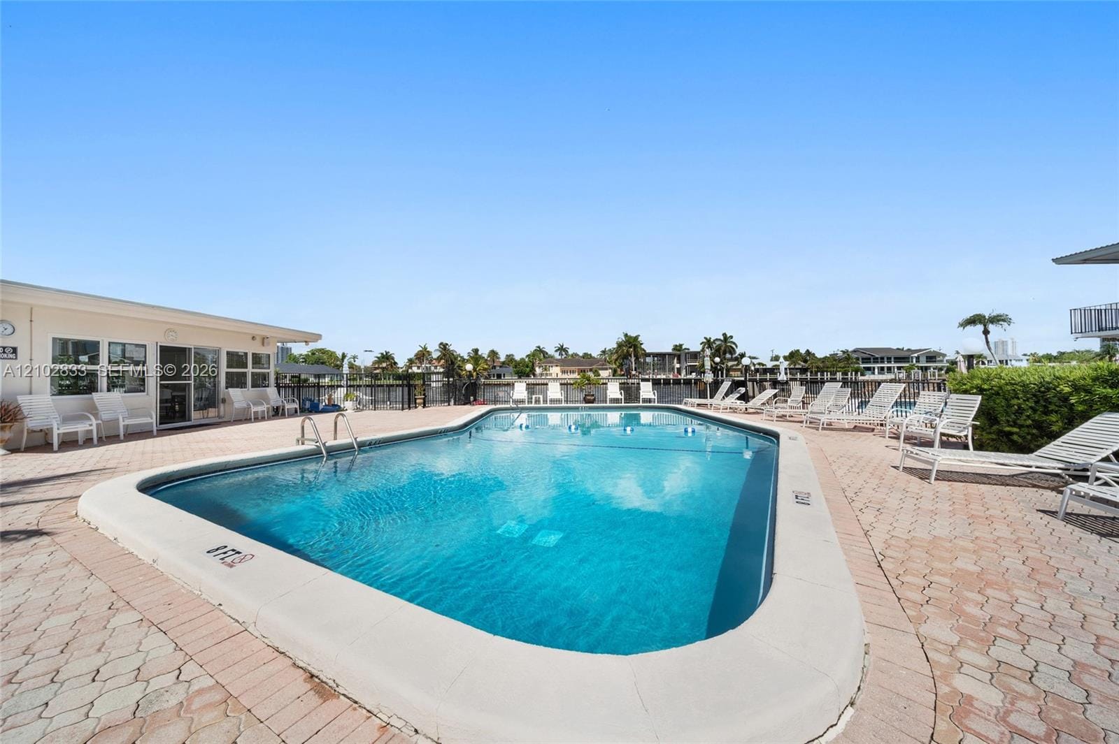3127 S Ocean Drive 121, Hallandale Beach, FL 33009 photo 18