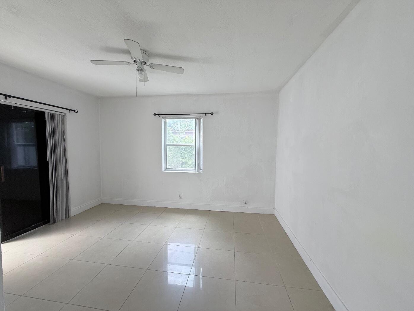 16100 NE 10th Avenue, North Miami Beach, FL 33162 photo 16