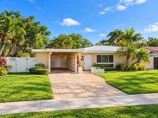 2155 NE 58th Street, sold in Imperial Point 1 Sec, Fort Lauderdale, FL