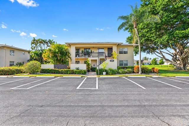 5606 Via Delray Boulevard D, Delray Beach, FL 33484