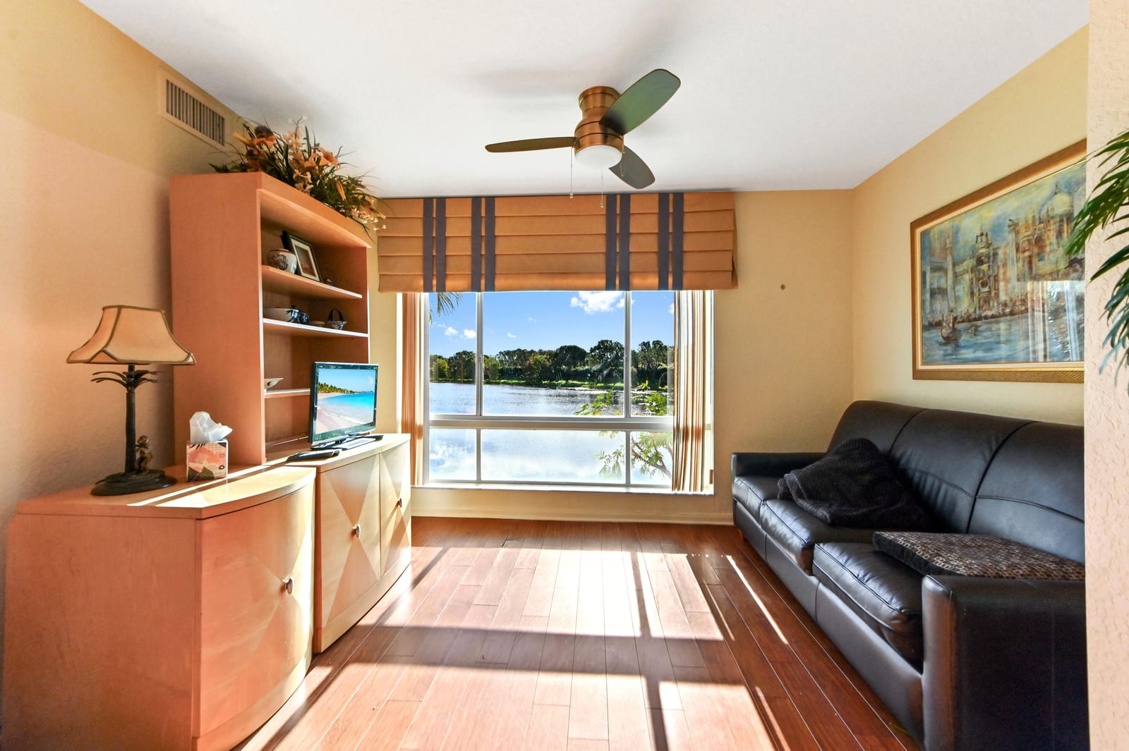 5842 Crystal Shores Drive 207 — photo 2