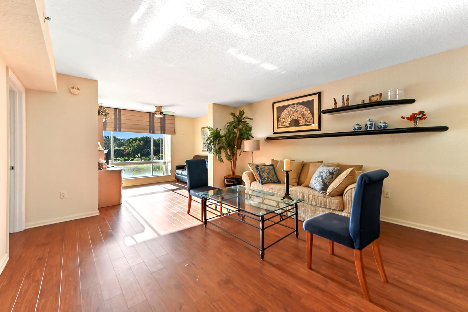 5842 Crystal Shores Drive 207 — photo 3