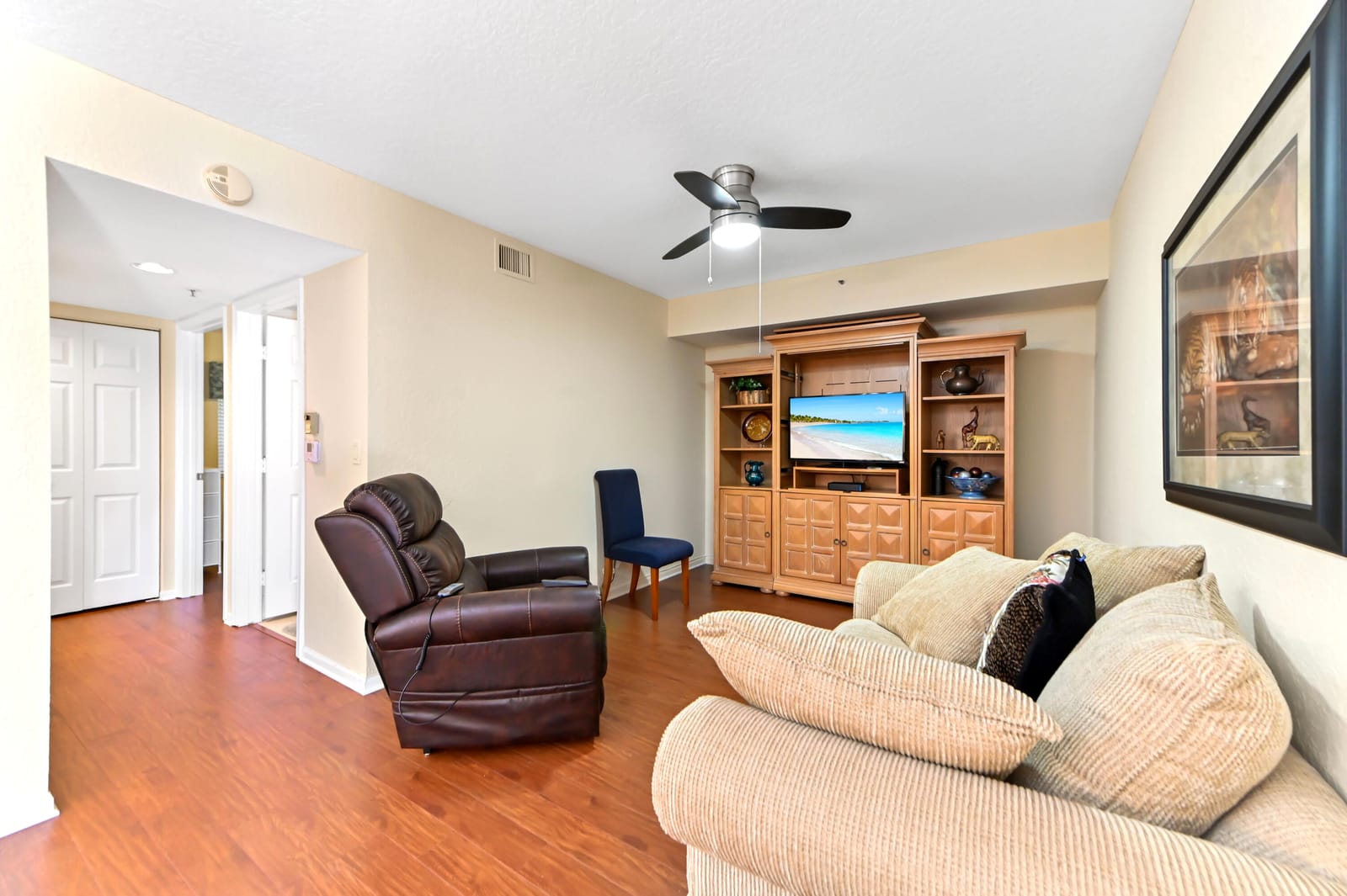 5842 Crystal Shores Drive 207 — photo 6