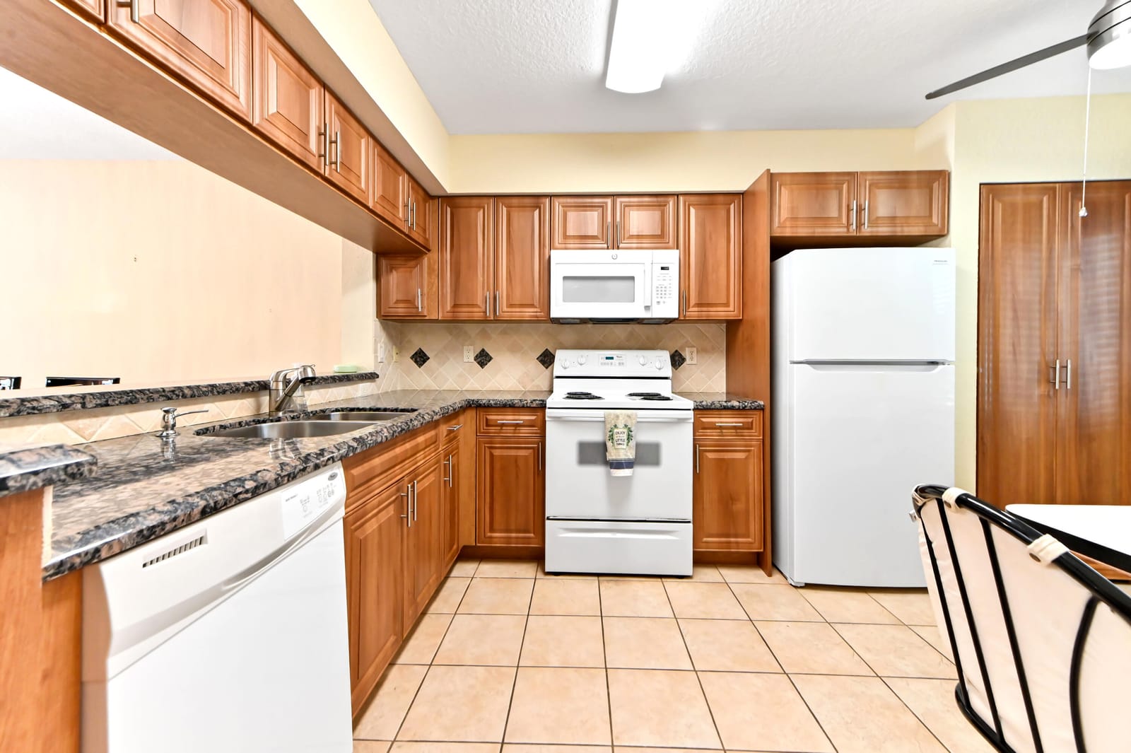 5842 Crystal Shores Drive 207 — photo 8