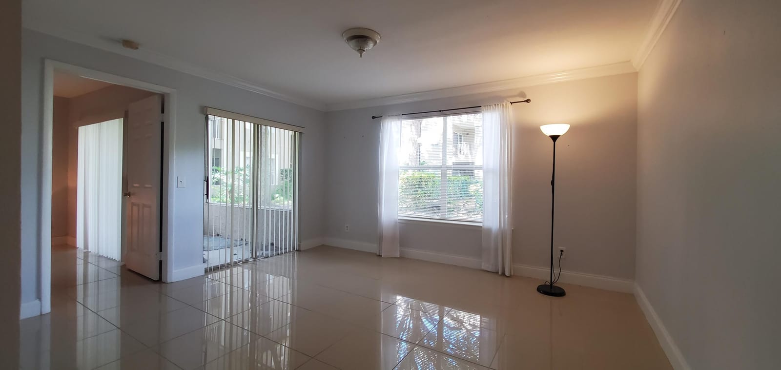 1845 PALM COVE Boulevard 8-104 — photo 12