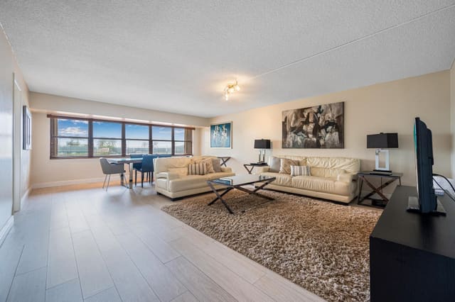 5100 N OCEAN Boulevard 316, Lauderdale-By-The-Sea, FL 33308