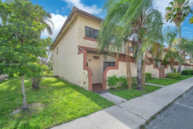 4761 N Pine Island Road 4761, Sunrise, FL 33351