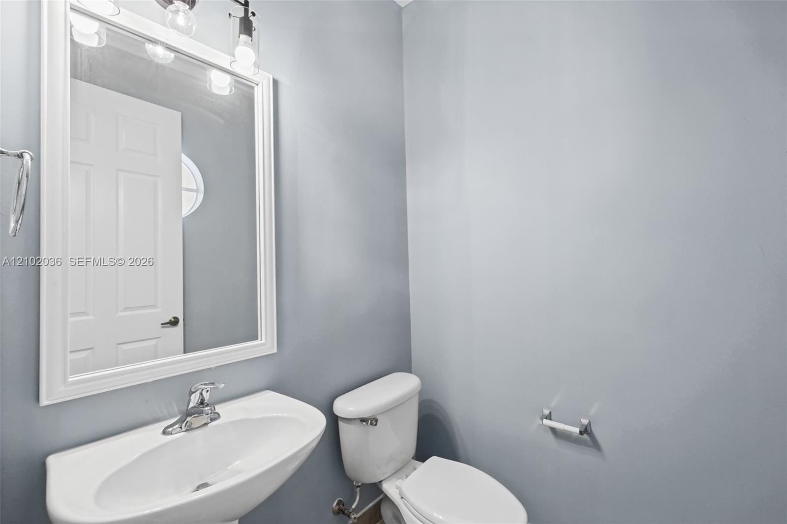 4354 Berkshire Wharf Drive — photo 10