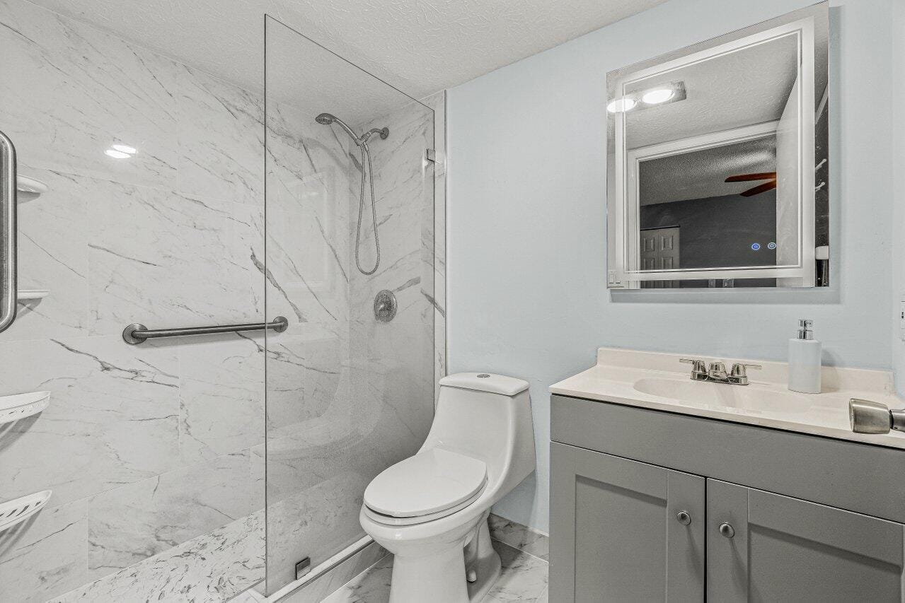 700 Village Green Court 319, Palm Springs, FL 33461 photo 22