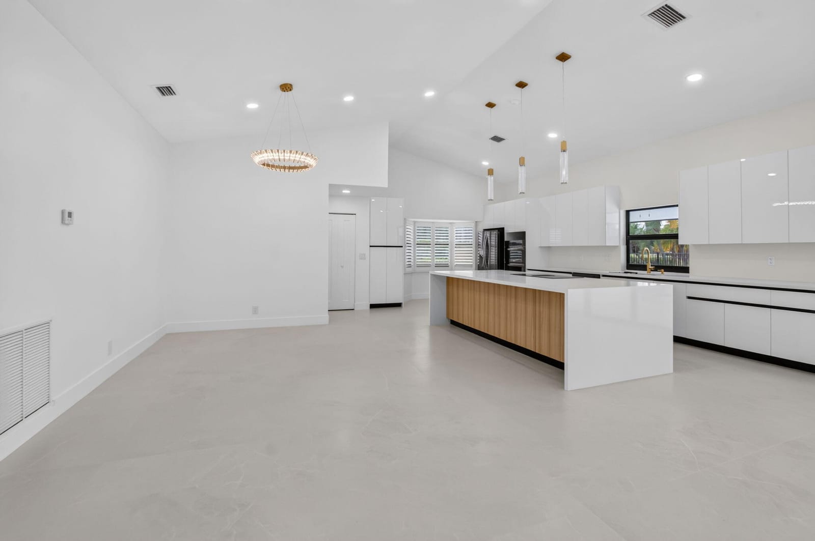 10226 FRESH MEADOW Lane — photo 11