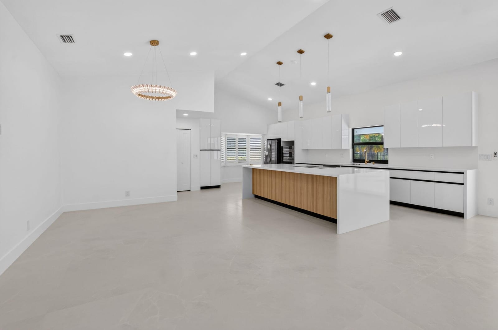10226 FRESH MEADOW Lane — photo 10