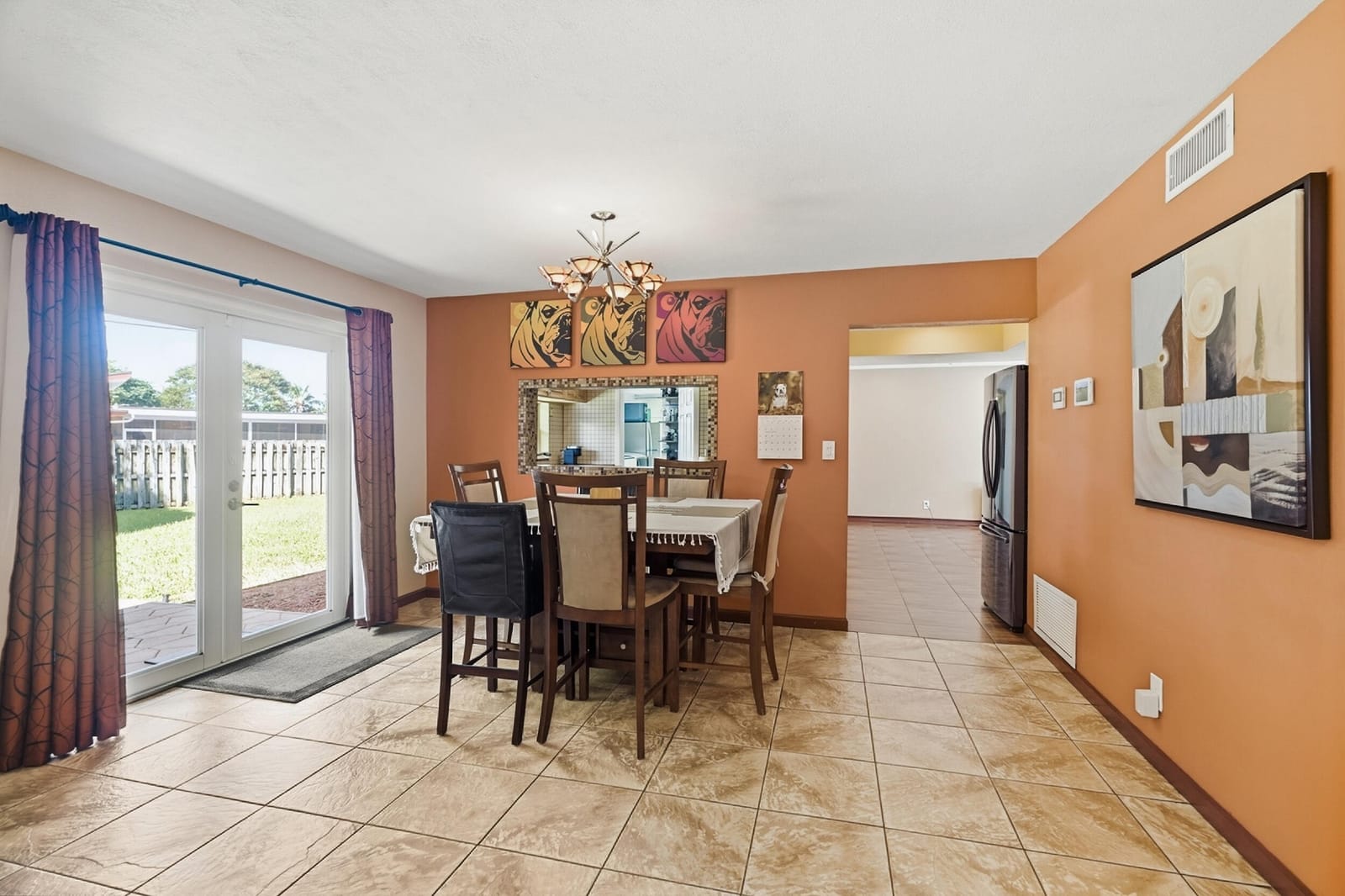 4501 E COUNTRY CLUB Circle — photo 2