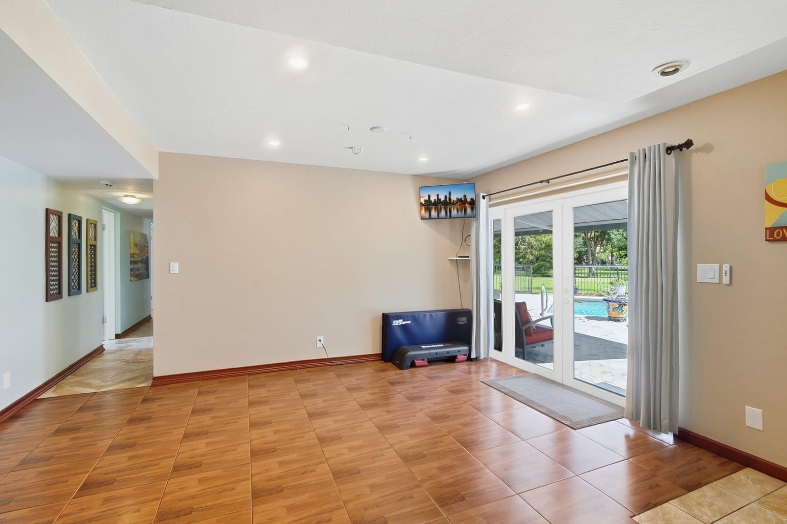 4501 E COUNTRY CLUB Circle, Plantation, FL 33317 photo 16