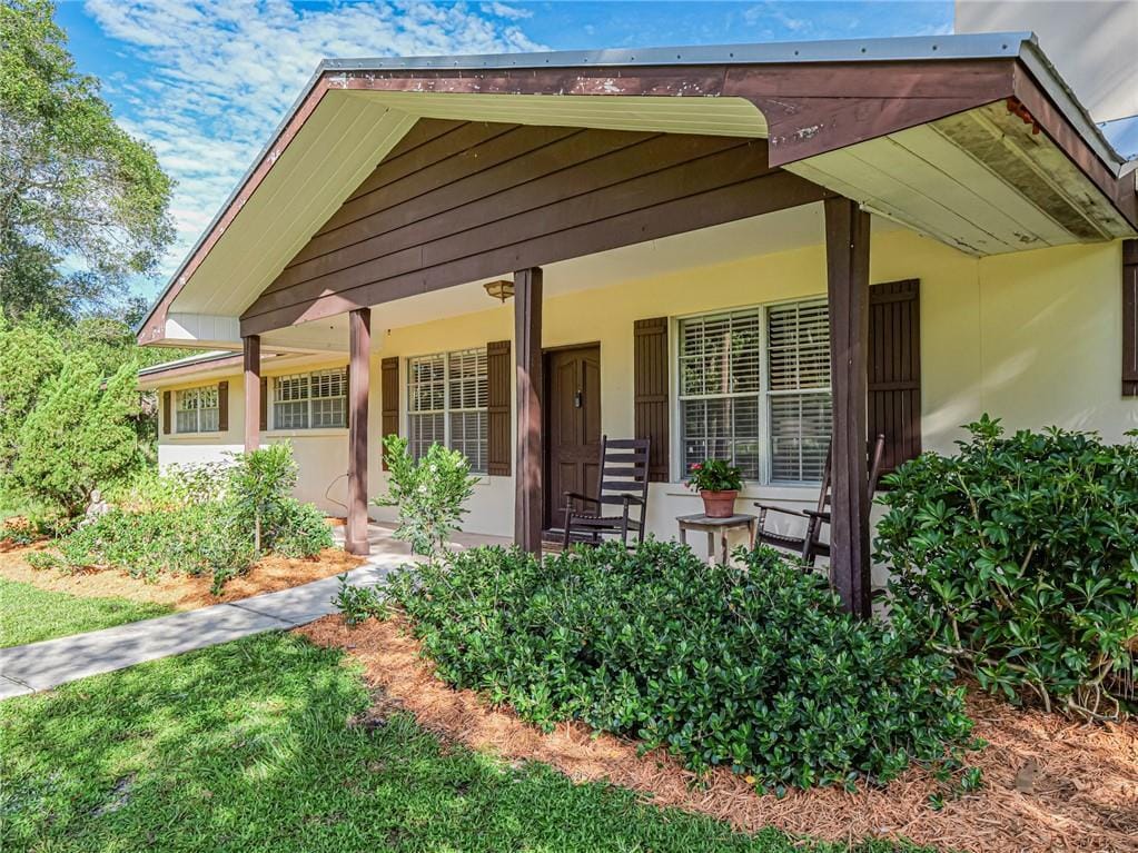 5866 37TH Street, Vero Beach, FL 32966 photo 2