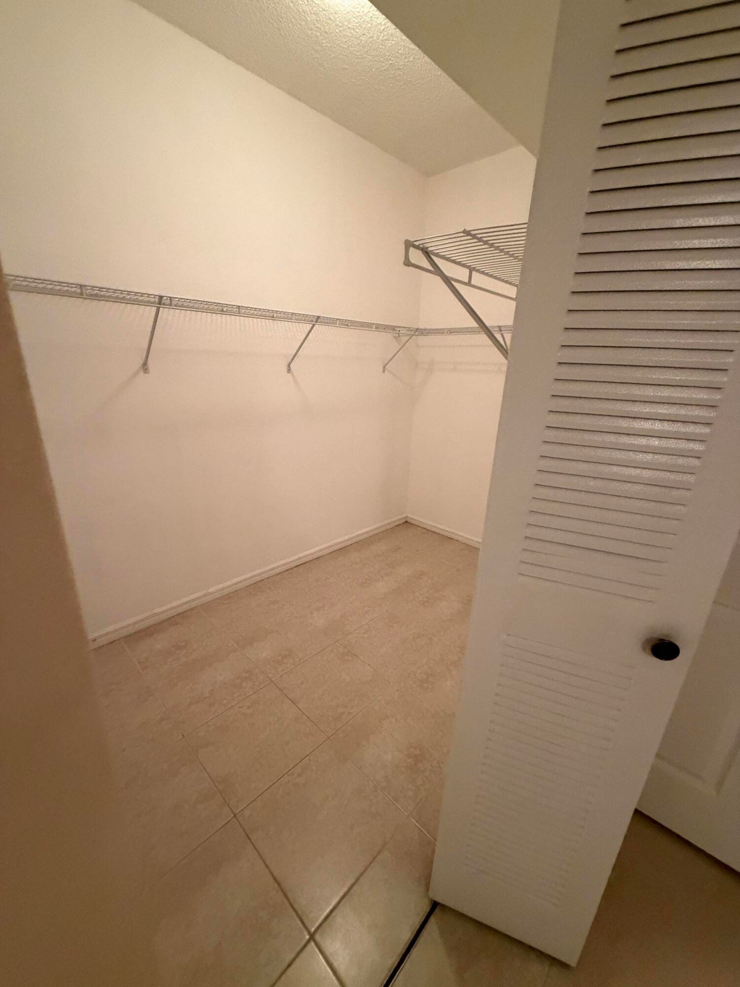 350 Crestwood Circle 308 — photo 9