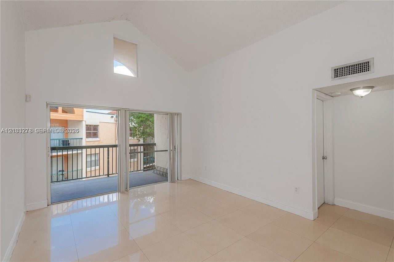 6292 NW 186th Street 305, Hialeah, FL 33015 photo 2